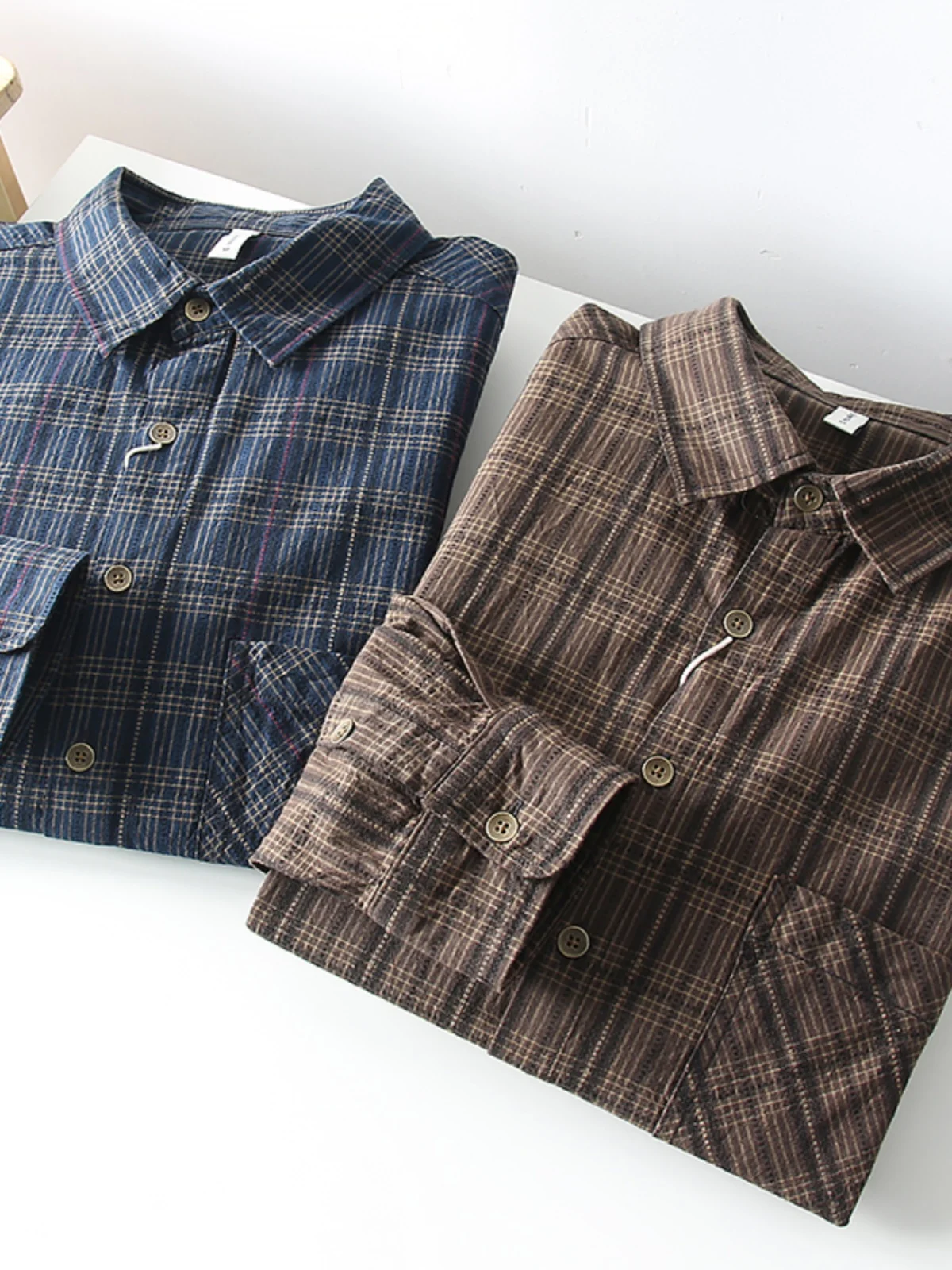 American Sle Retro Plaid irt Men's Spring Autumn New Casual Simple Long Sve Loose Versatile irt Coat for Youth
American Sle Retro Plaid irt Men's Spring Autumn New Casual Simple Long Sve Loose Versatile irt Coat for Youth