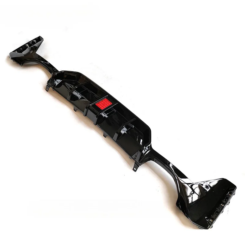 Suitable for BMW 3 Series rear lip G20G28 late LCI to competitive model with light rear lip carbon pattern rear scrambling board
Suitable for BMW 3 Series rear lip G20G28 late LCI to competitive model with light rear lip carbon pattern rear scrambling board