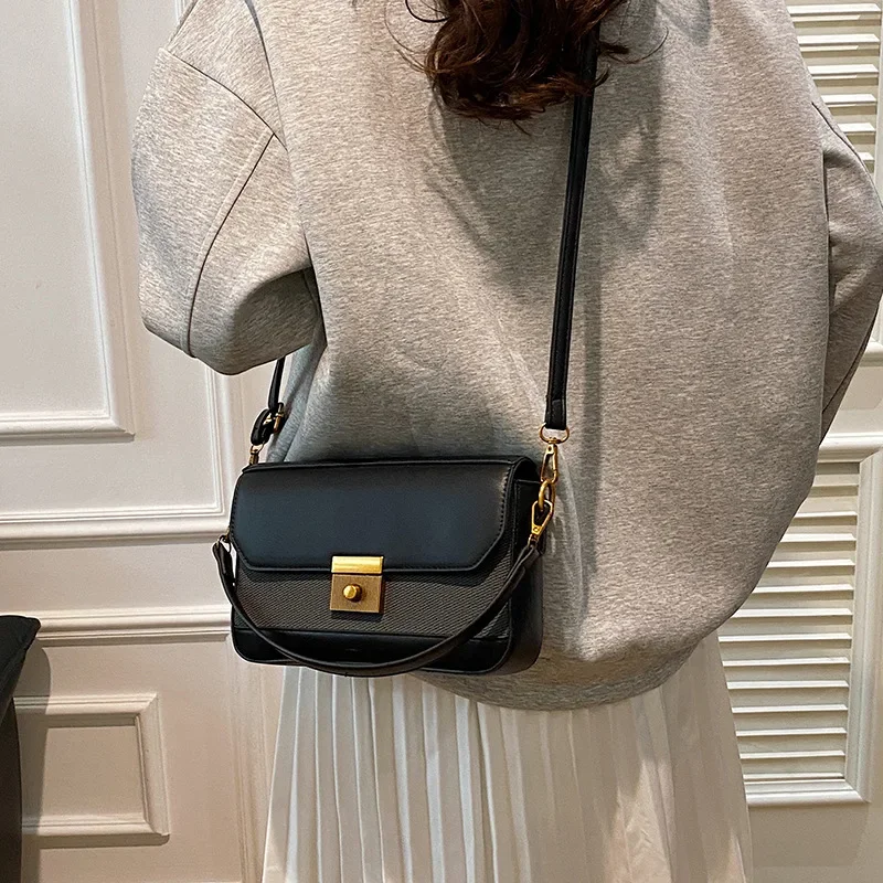 2025 Spring/Summer: Fashionable Splicing Lock Bag, Korean Version - A Must - Have Textured Shoulder Bag for Women
2025 Spring/Summer: Fashionable Splicing Lock Bag, Korean Version - A Must - Have Textured Shoulder Bag for Women