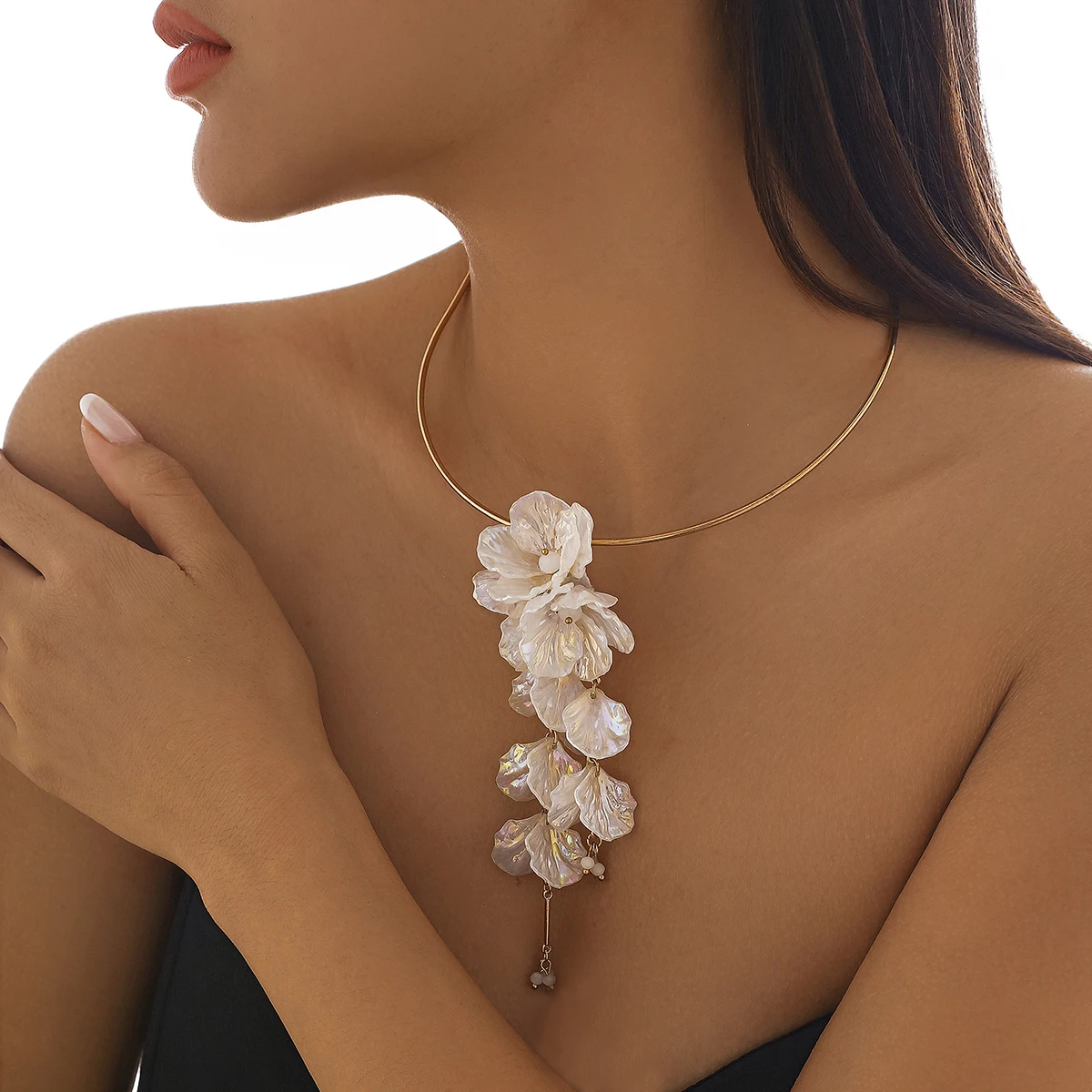 IngeSight.Z Charming Elegant Color Scallop Flower Pendant Necklace for Women Fashion Simple Party Metal Collar Neck Jewelry
IngeSight.Z Charming Elegant Color Scallop Flower Pendant Necklace for Women Fashion Simple Party Metal Collar Neck Jewelry