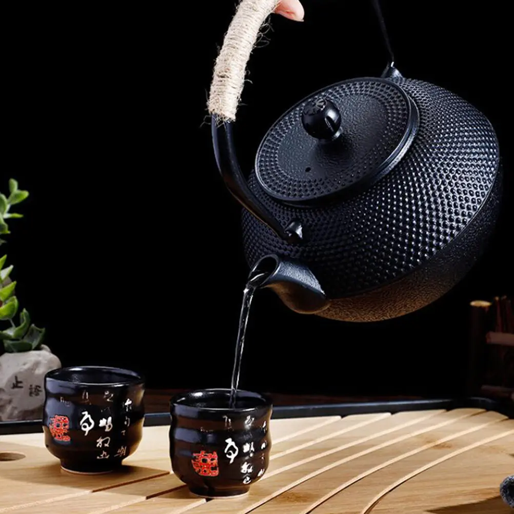 1Pcs Cast Iron Teapot Uncoated Handmade Tea Kettle Boiling Water Retro Teapot Tea Kettle Infuser Teakettle
1Pcs Cast Iron Teapot Uncoated Handmade Tea Kettle Boiling Water Retro Teapot Tea Kettle Infuser Teakettle