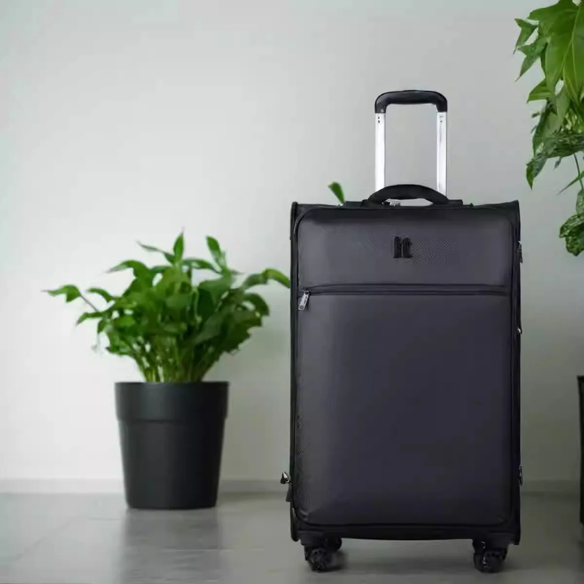 Oxford Fabric Lightweight Softside Luggage Spinner Suitcase With Wheels Travel Bags For Men Women Travel Suitcase
Oxford Fabric Lightweight Softside Luggage Spinner Suitcase With Wheels Travel Bags For Men Women Travel Suitcase