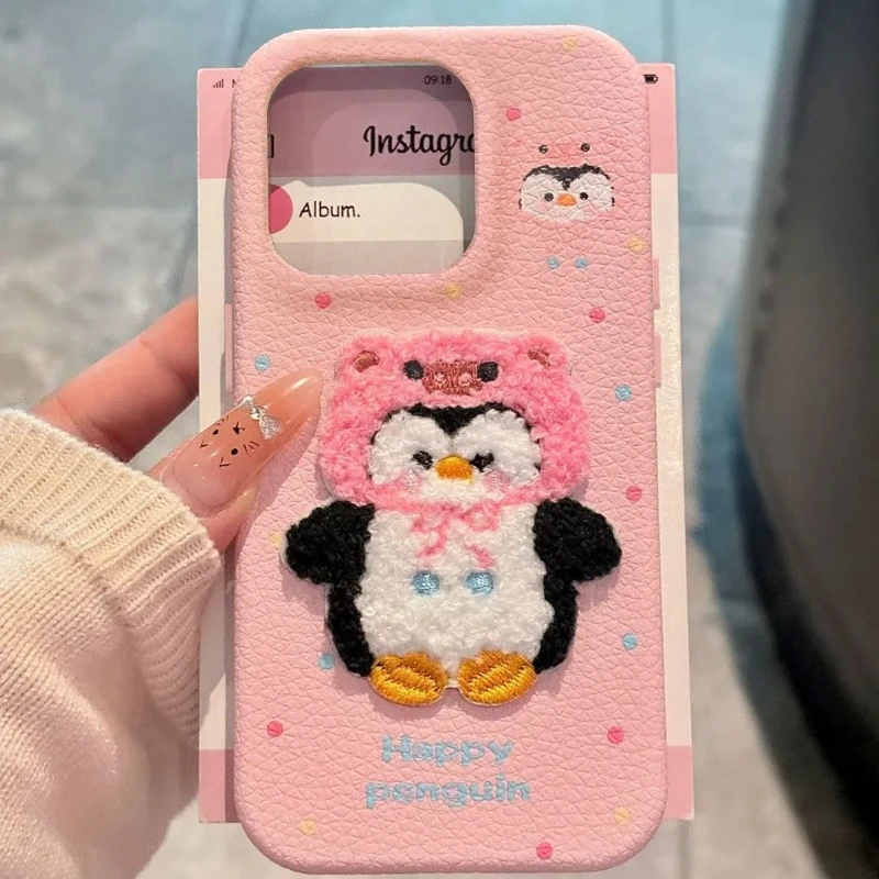 Cute Embroidered Penguin Soft Leather Pattern Phone Case Suitable for IPhone16 Pro 15 14 13 12 11 ProMax Anti Drop and Anti Wear
Cute Embroidered Penguin Soft Leather Pattern Phone Case Suitable for IPhone16 Pro 15 14 13 12 11 ProMax Anti Drop and Anti Wear