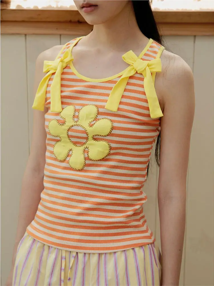 Оранжевая полосатая хлопковая летняя футболка с круглым вырезом, с узором в виде подсолнухов, в стиле пэчворк, с милым узлом, в рабочем стиле, стандартного кроя
Оранжевая полосатая хлопковая летняя футболка с круглым вырезом, с узором в виде подсолнухов, в стиле пэчворк, с милым узлом, в рабочем стиле, стандартного кроя