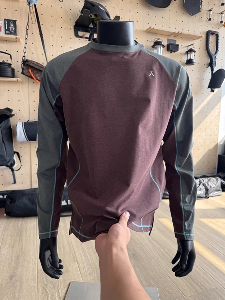 Trendy Brand Long Sve T-irt Men's Sport Inner Wear Base irt Cleanfit Top Splice Design Casual Loose Fit Qui Dry
Trendy Brand Long Sve T-irt Men's Sport Inner Wear Base irt Cleanfit Top Splice Design Casual Loose Fit Qui Dry