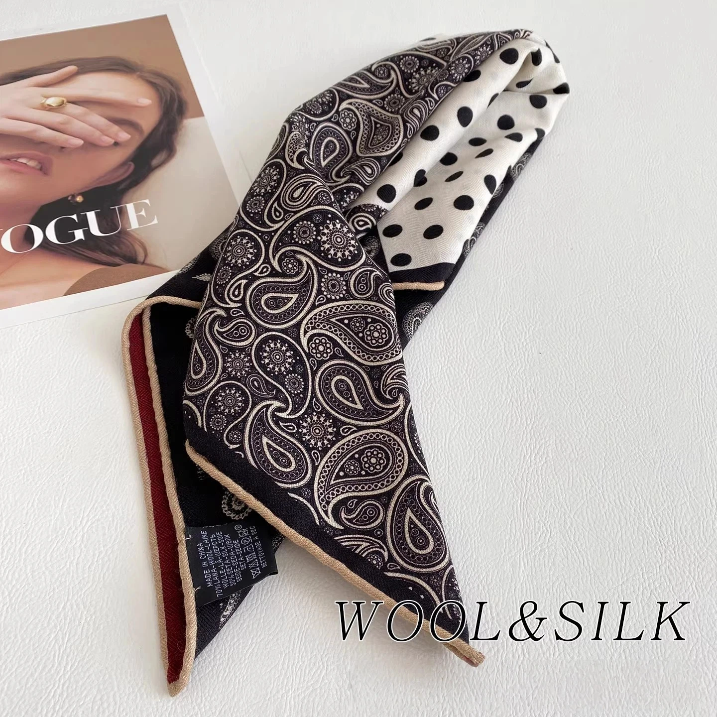 30% Silk 70% Wool Neck Warmer for Women Spring Chic Black Red Paisley Patchwork Square Scarf Silk Wool Scarf Man Accessories
30% Silk 70% Wool Neck Warmer for Women Spring Chic Black Red Paisley Patchwork Square Scarf Silk Wool Scarf Man Accessories