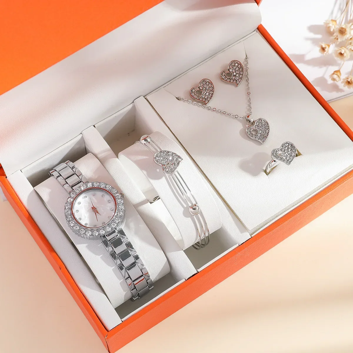 5PCS Set Fashionable Niche Steel Band Quartz Watch Romantic Love Women's Bracelet, Necklace, Earrings, Rings
5PCS Set Fashionable Niche Steel Band Quartz Watch Romantic Love Women's Bracelet, Necklace, Earrings, Rings