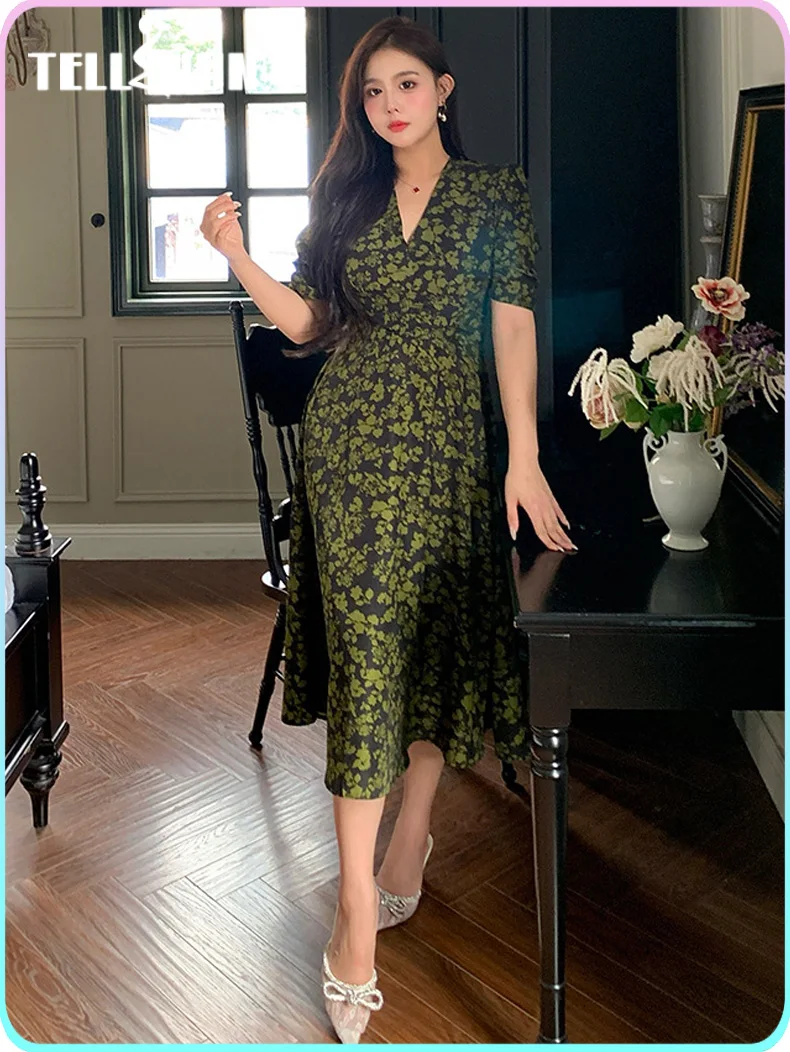 Floral long a-line elegant dresses for women sexy chifon korean style evening party dress casual female clothes luxury plus size
Floral long a-line elegant dresses for women sexy chifon korean style evening party dress casual female clothes luxury plus size