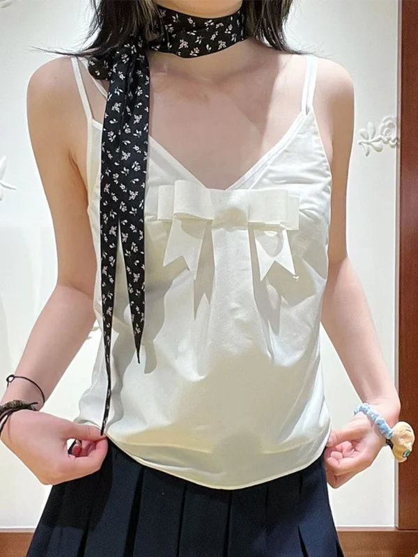 Sweet Knot Halter Top Women's Outerwear Shanghai Style Ultra-Thin Knitted Pure Color Fashionable Summer Top
Sweet Knot Halter Top Women's Outerwear Shanghai Style Ultra-Thin Knitted Pure Color Fashionable Summer Top