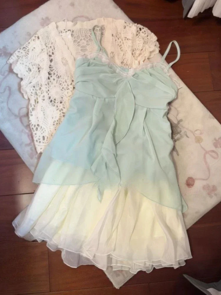 2025 Spring New Women Sets Vintage Elegant Fairy Ruffle Lace Chiffon Design Mini Skirt Suit Female Korean Fashion Chic Outfits
2025 Spring New Women Sets Vintage Elegant Fairy Ruffle Lace Chiffon Design Mini Skirt Suit Female Korean Fashion Chic Outfits