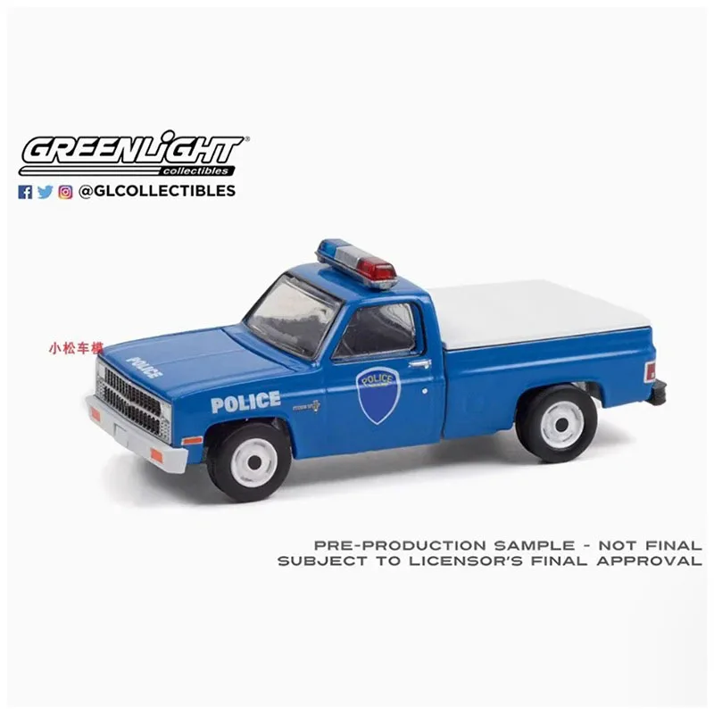 Greenlight 1:64 Scale 1981 C-10 Custom Deluxe Pickup Truck Alloy Car Model Holiday Gifts Toys
Greenlight 1:64 Scale 1981 C-10 Custom Deluxe Pickup Truck Alloy Car Model Holiday Gifts Toys