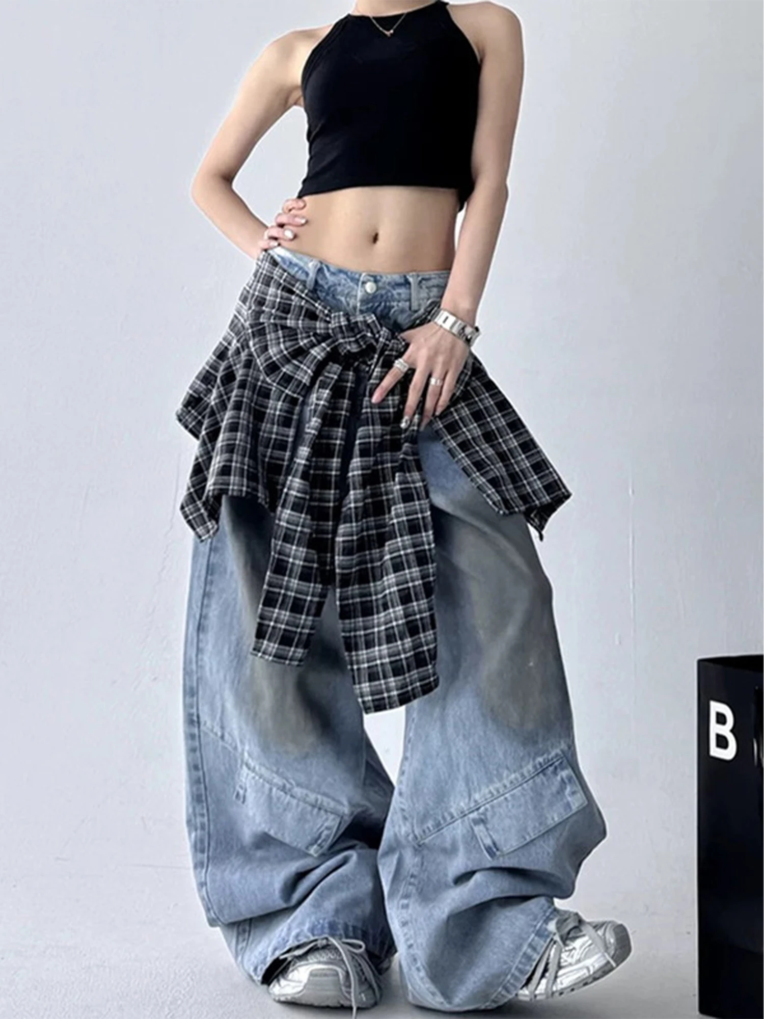 Women's Baggy Cargo Jeans with Wrap Skirt Harajuku Vintage Y2k Denim Trousers Oversize Hip Hop Jean Pants Japanese 2000s Clothes
Women's Baggy Cargo Jeans with Wrap Skirt Harajuku Vintage Y2k Denim Trousers Oversize Hip Hop Jean Pants Japanese 2000s Clothes