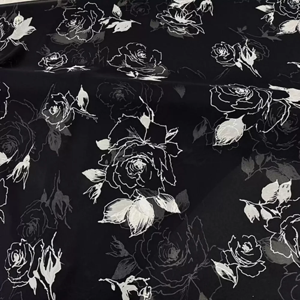 Lightweight Smooth Feeling Nice Black Rose Floral Printing Design Soft Silk Crepe Georgette Fabric for Lady Summer Dress Garment
Lightweight Smooth Feeling Nice Black Rose Floral Printing Design Soft Silk Crepe Georgette Fabric for Lady Summer Dress Garment
