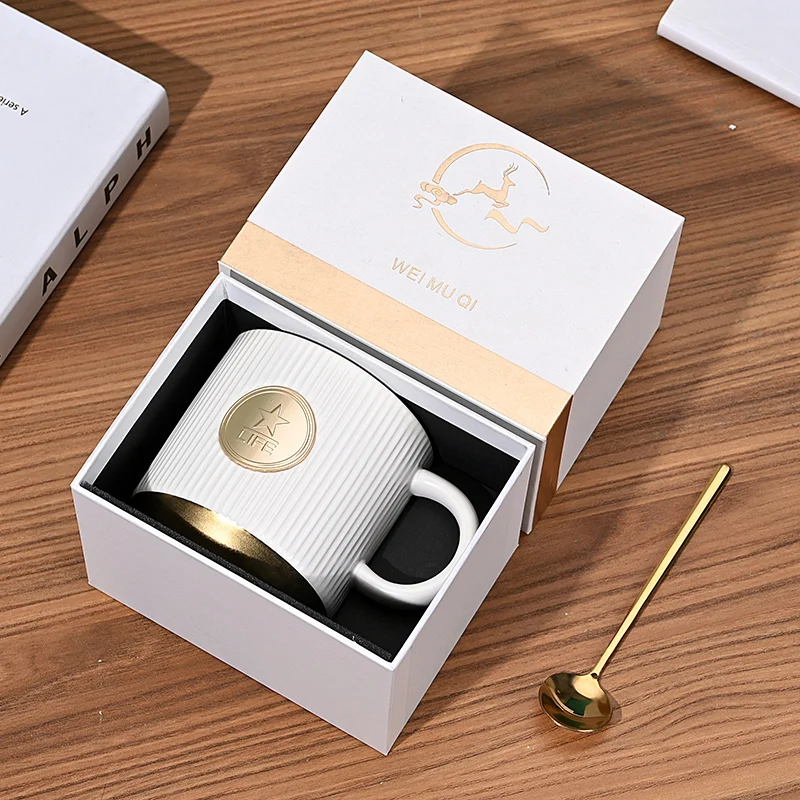 Personalized Ceramic Coffee Cup Nordic Modern Reusable Portable Travel Cappuccino Cup Girls Original Taza Ceramica Coffee Set
Personalized Ceramic Coffee Cup Nordic Modern Reusable Portable Travel Cappuccino Cup Girls Original Taza Ceramica Coffee Set