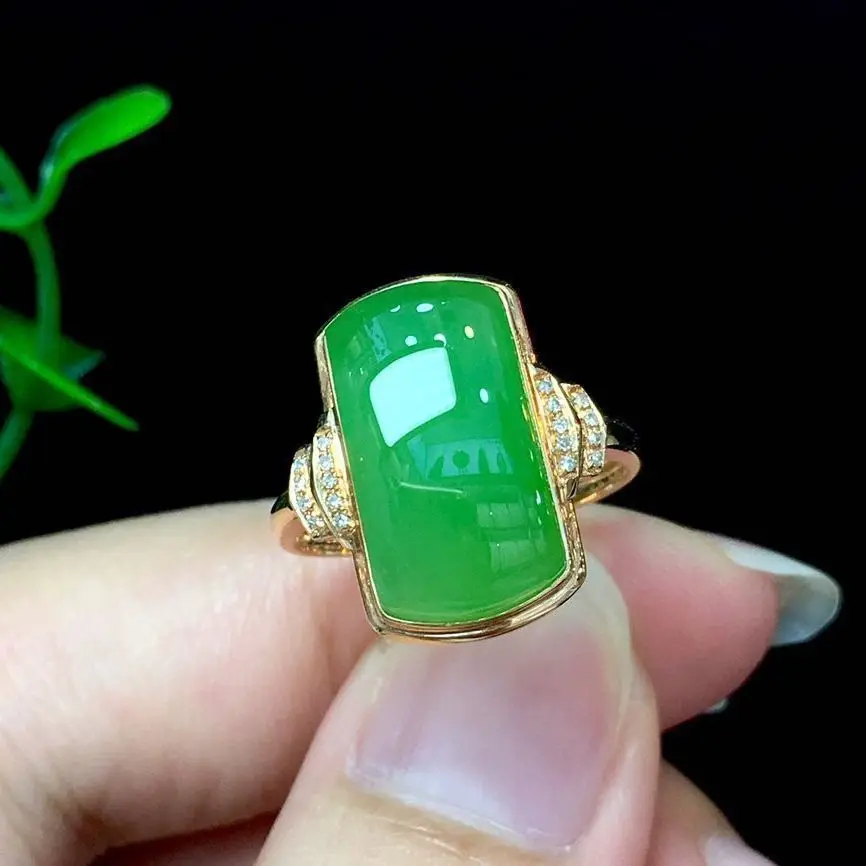 Новое кольцо из натурального нефрита и халцедона, винтажные классические зеленые квадратные кольца для женщин, модные очаровательные ювелирные изделия в китайском стиле для банкета
Новое кольцо из натурального нефрита и халцедона, винтажные классические зеленые квадратные кольца для женщин, модные очаровательные ювелирные изделия в китайском стиле для банкета