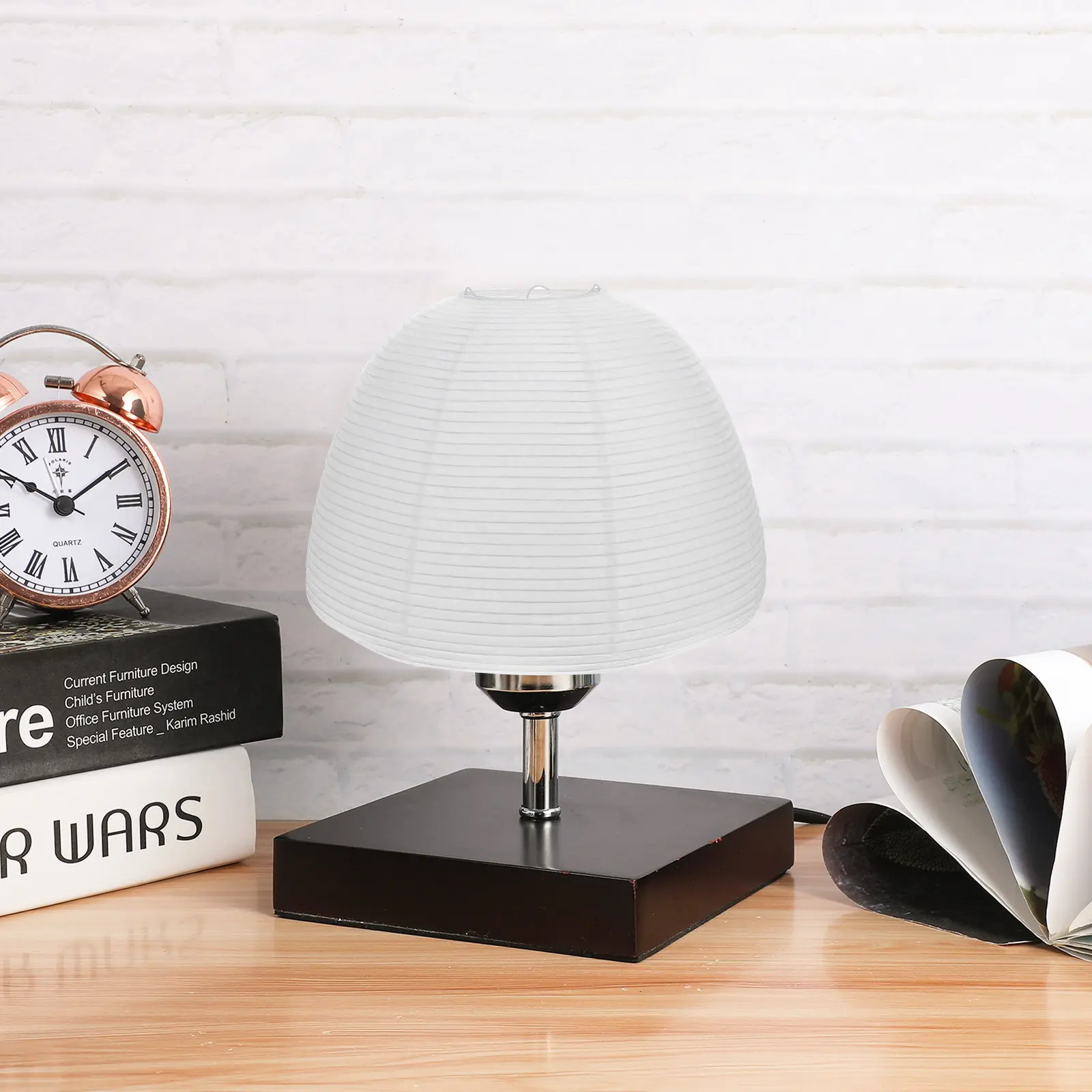 Exquisite Wine Jar Shaped Paper Lantern Iron Craft Lampshade for Bedroom Living Room Decorative Light Cover Accessory Home Use
Exquisite Wine Jar Shaped Paper Lantern Iron Craft Lampshade for Bedroom Living Room Decorative Light Cover Accessory Home Use