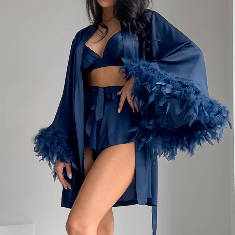 Новое нижнее белье, шорты, ночные сорочки, комплект из трех предметов из имитированного шелка, весенние пижамы для женщин
Новое нижнее белье, шорты, ночные сорочки, комплект из трех предметов из имитированного шелка, весенние пижамы для женщин