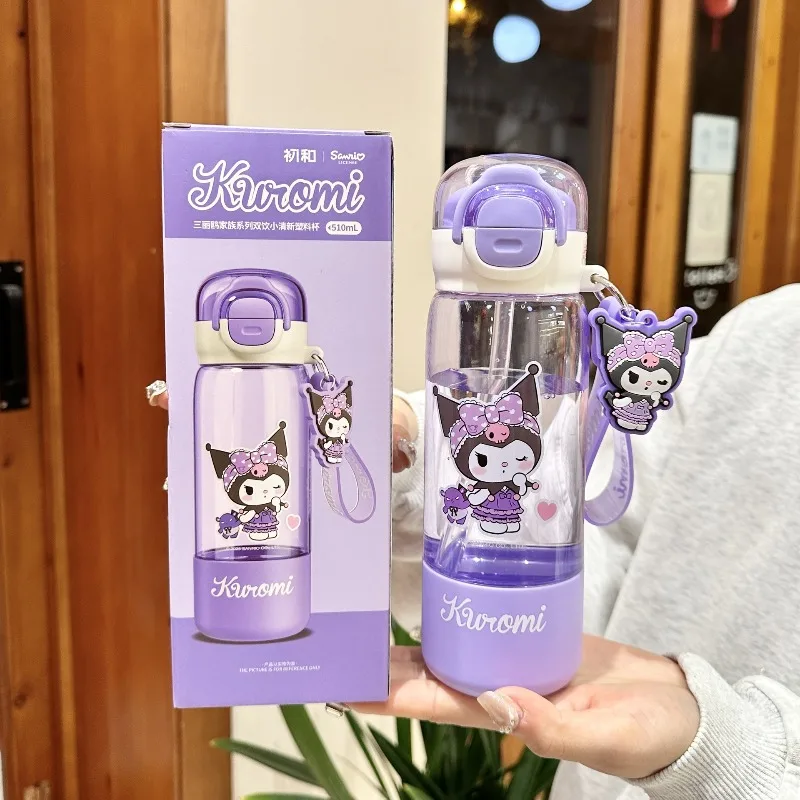 Бутылка для воды Sanrio Kuromi для девочек, с соломинкой, в стиле аниме Pochacco, легкая, двойная, для спорта на открытом воздухе, новая, милый подарок
Бутылка для воды Sanrio Kuromi для девочек, с соломинкой, в стиле аниме Pochacco, легкая, двойная, для спорта на открытом воздухе, новая, милый подарок