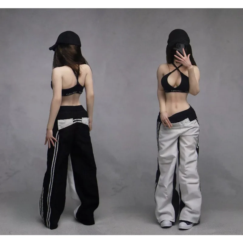 1/6 Scale Action Figures Retro Sexy Camisole Strapless Patchwork Contrasting Pants Model for 12'' Female Soldier Body Decor
1/6 Scale Action Figures Retro Sexy Camisole Strapless Patchwork Contrasting Pants Model for 12'' Female Soldier Body Decor