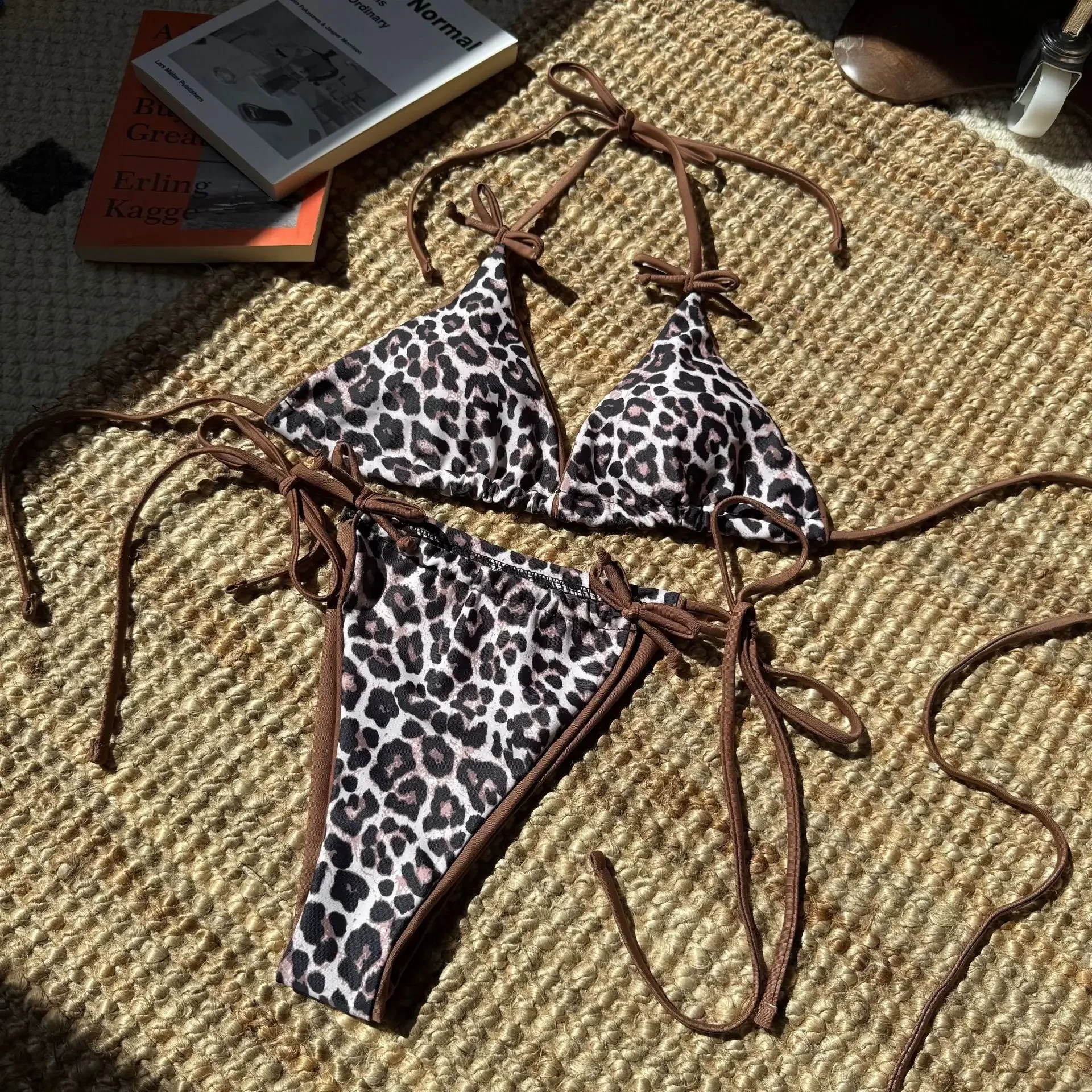Sexy Leopard Bikini Suit Women Strap Push Up Swimsuit Micro Bikini Set Low Waist Swimwear Women Summer Backless Beachwear
Sexy Leopard Bikini Suit Women Strap Push Up Swimsuit Micro Bikini Set Low Waist Swimwear Women Summer Backless Beachwear