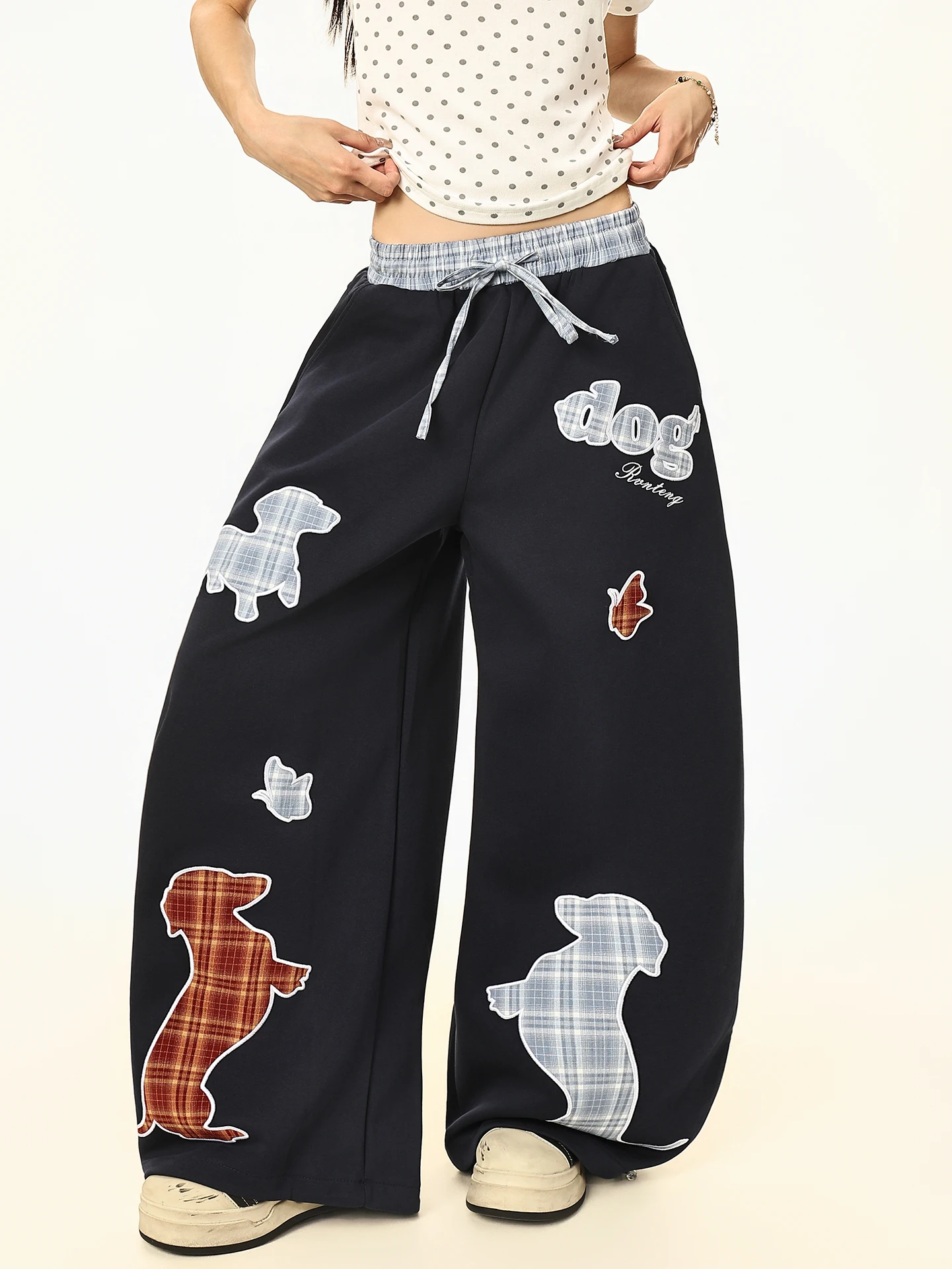 Boeax American High Street Retro Embroidered Wide Leg Pants Casual Sweatpants Women Summer Checkered Pattern Fun Design
Boeax American High Street Retro Embroidered Wide Leg Pants Casual Sweatpants Women Summer Checkered Pattern Fun Design
