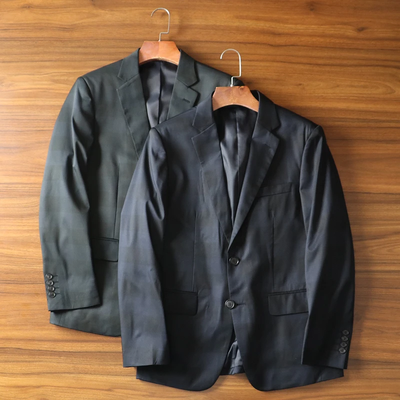 Деловой повседневный клетчатый пиджак для мужчин, универсальный, на все сезоны, приталенный крой, с длинными рукавами, модный городской стиль
Деловой повседневный клетчатый пиджак для мужчин, универсальный, на все сезоны, приталенный крой, с длинными рукавами, модный городской стиль