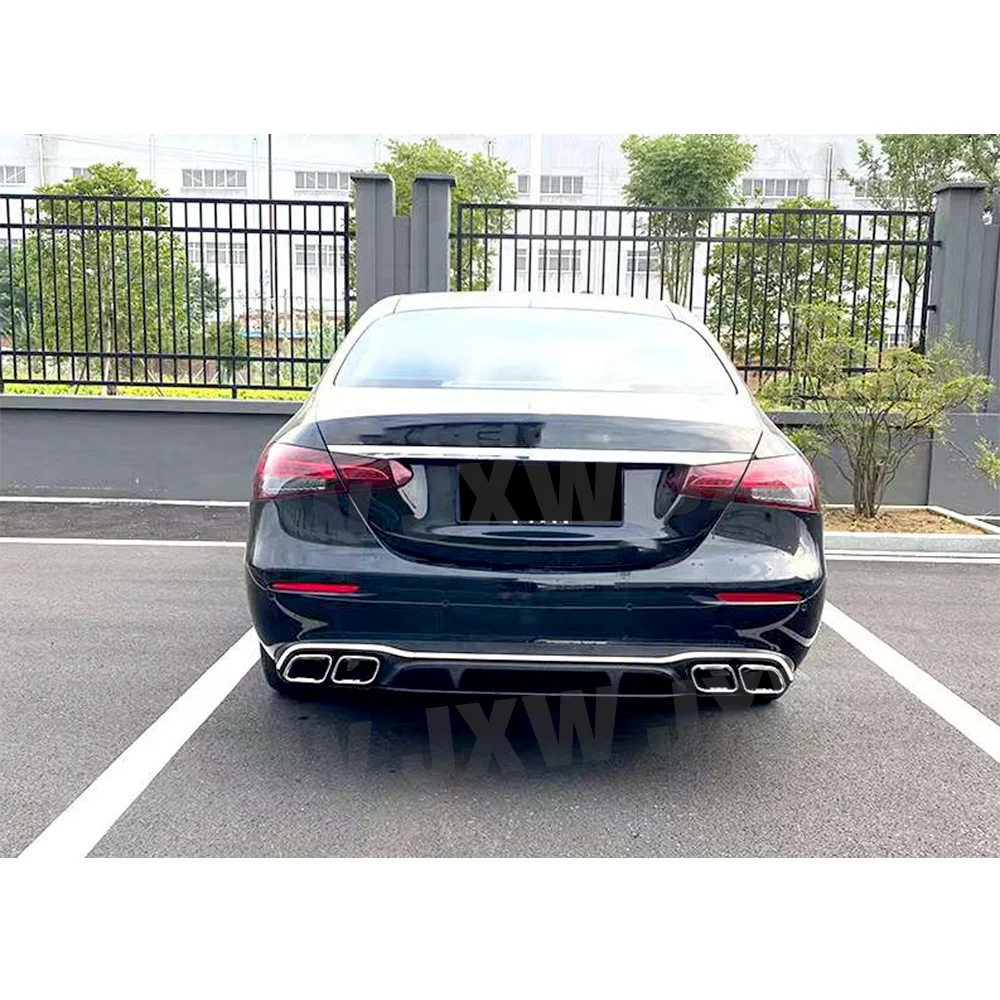 ABS Rear Bumper Lip Diffuser With Exhaust Tips For Mercedes Benz E Class W213 E300 Standard 2016-2021 + Not AMG Style
ABS Rear Bumper Lip Diffuser With Exhaust Tips For Mercedes Benz E Class W213 E300 Standard 2016-2021 + Not AMG Style