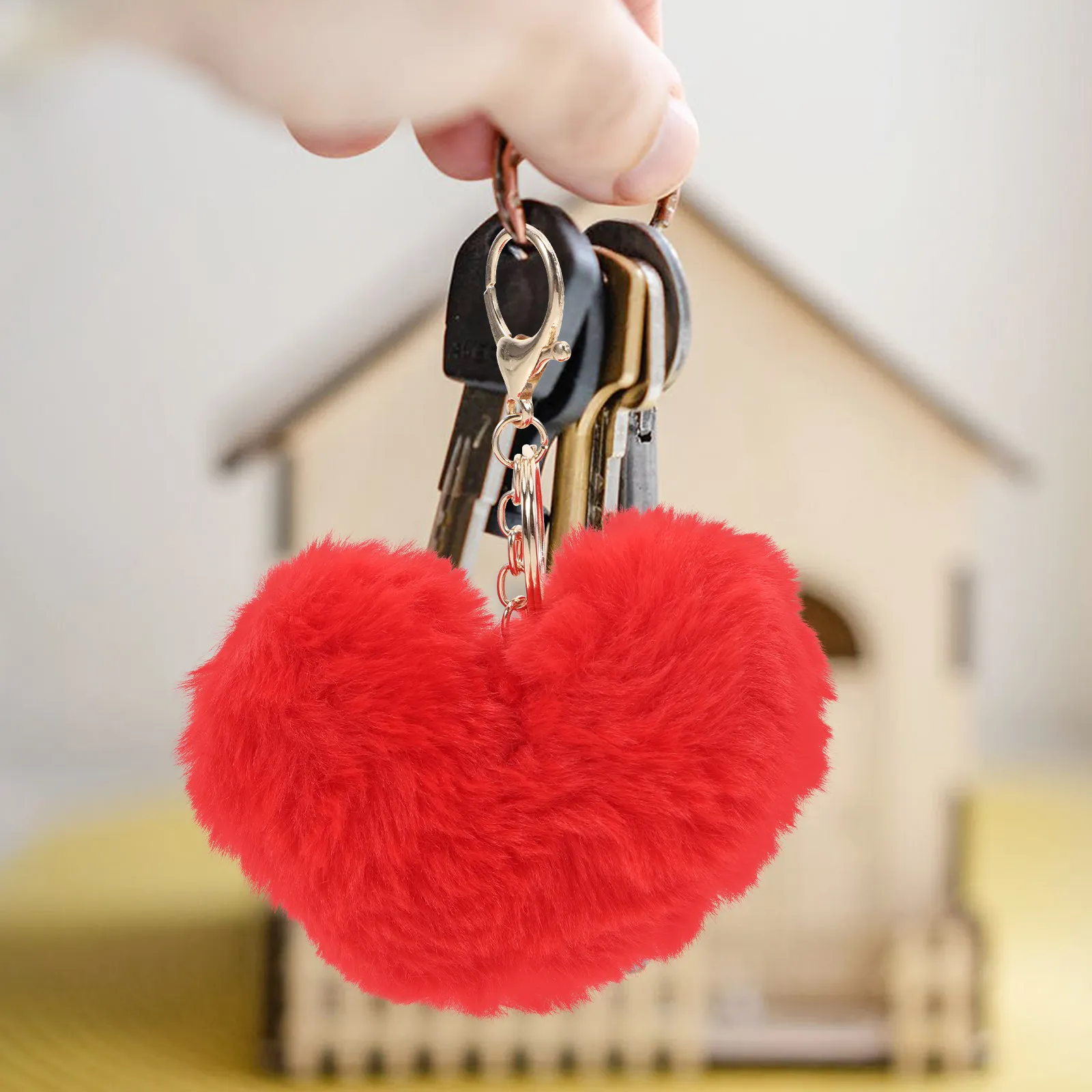 1Pcs Adorable Furry Ball Keychain for Bag Wallet Backpack Car Keys Pendant Gift Women Men Universal Key Ring Holder Cute Bag
1Pcs Adorable Furry Ball Keychain for Bag Wallet Backpack Car Keys Pendant Gift Women Men Universal Key Ring Holder Cute Bag