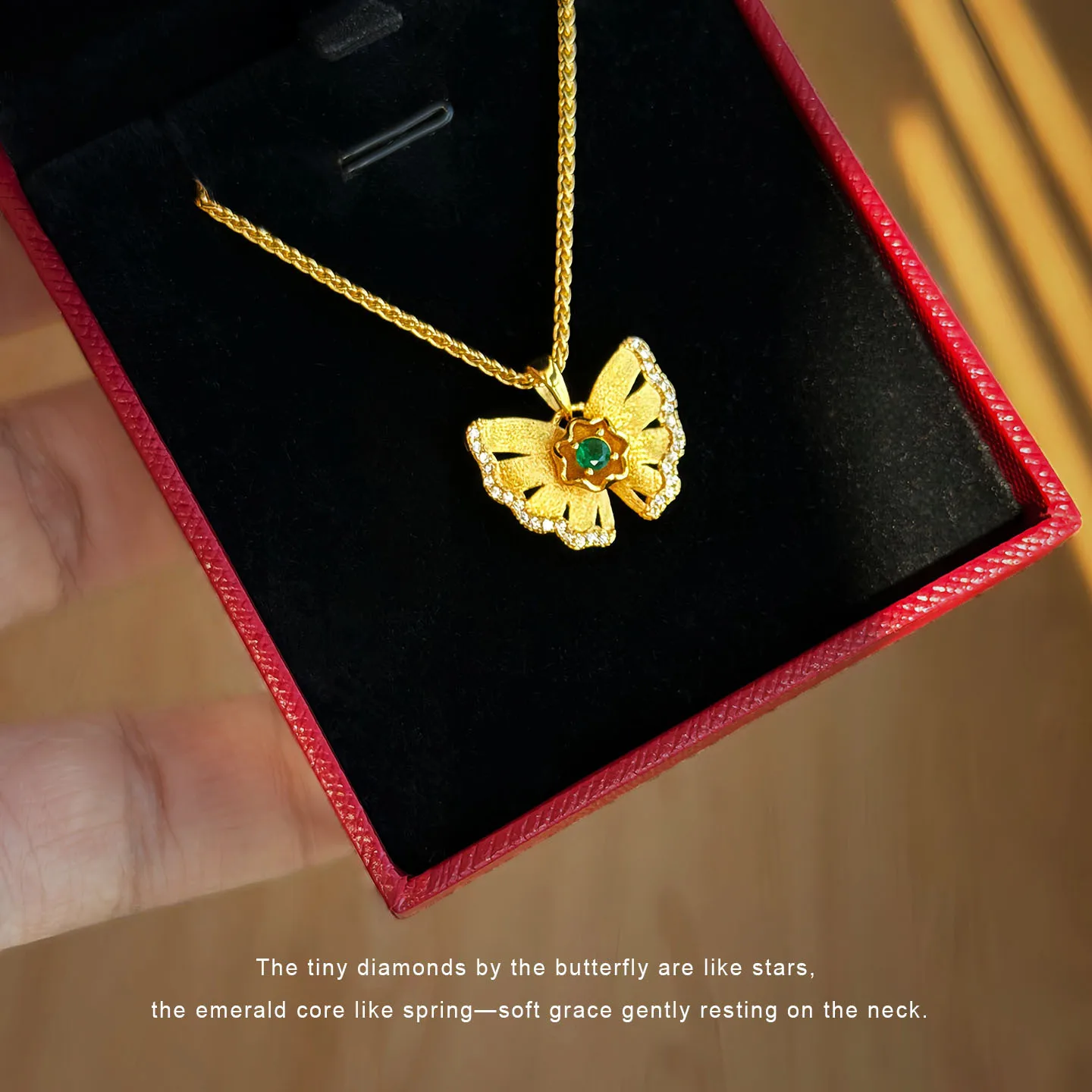Luxury 24K 9999 Pure Gold real gold Women's Diamond Flower Butterfly Pendant Brushed Necklace
Luxury 24K 9999 Pure Gold real gold Women's Diamond Flower Butterfly Pendant Brushed Necklace