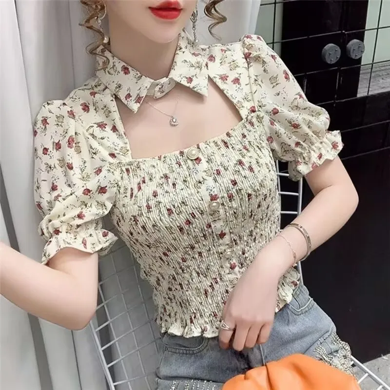 Floral Chiffon Short T-Shirt 2025 New Summer Women Collect Waist Hollow Out Tops Vintage Blouse Women Short Sleeve Short Shirt
Floral Chiffon Short T-Shirt 2025 New Summer Women Collect Waist Hollow Out Tops Vintage Blouse Women Short Sleeve Short Shirt