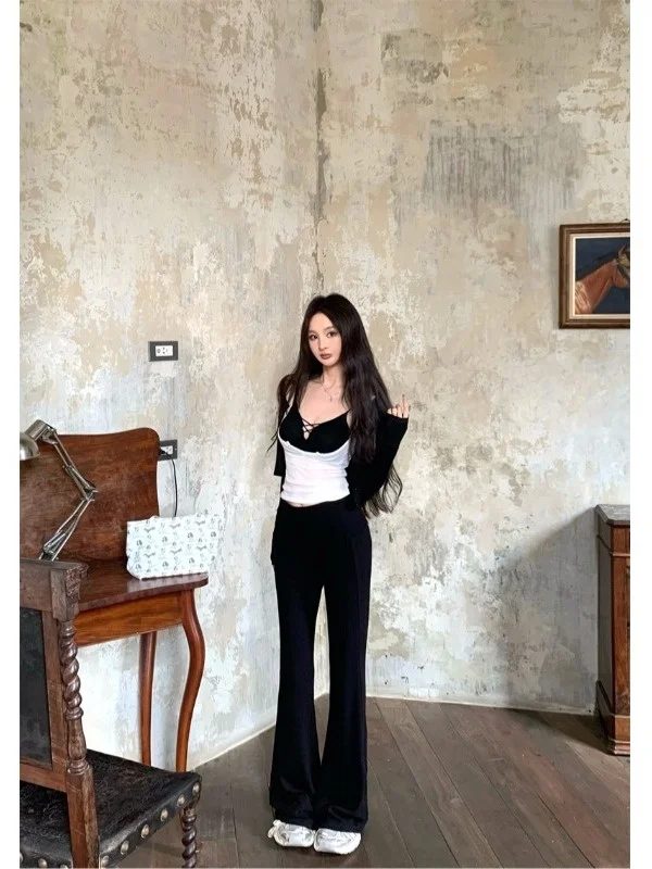 Sexy Spicy Girl Style Pure Desire Summer 2026 New Long Sleeve Open Cardigan Strap Vest Casual Pants Four Piece Set Women's Fa...
Sexy Spicy Girl Style Pure Desire Summer 2026 New Long Sleeve Open Cardigan Strap Vest Casual Pants Four Piece Set Women's Fa...