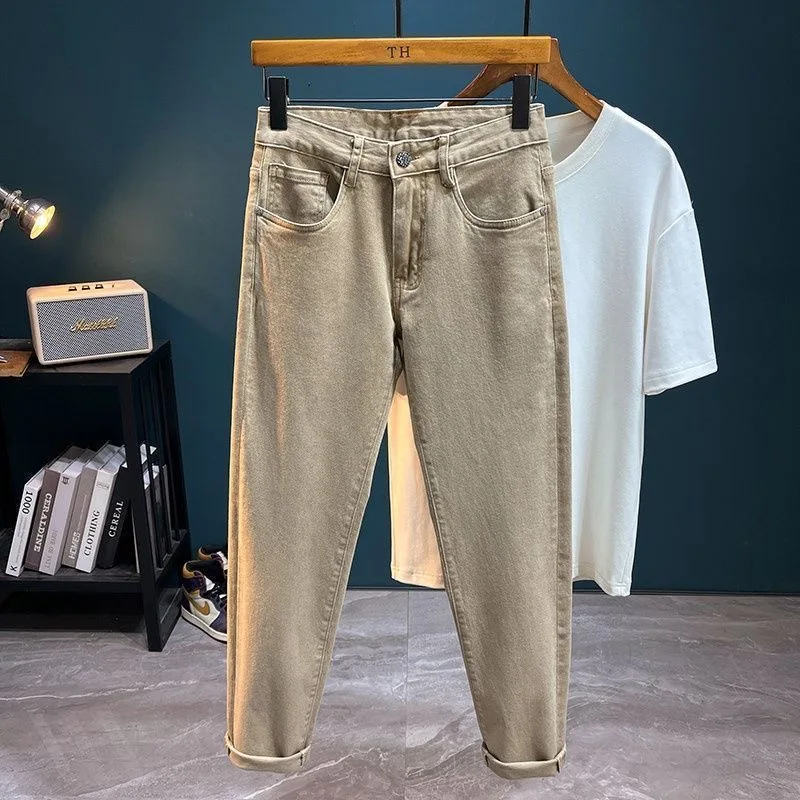 New Spring/Autumn Classic Fashion Solid Color Straight Leg Stretch Denim Pants Men's Casual Loose Fit Sports High Quality Jeans
New Spring/Autumn Classic Fashion Solid Color Straight Leg Stretch Denim Pants Men's Casual Loose Fit Sports High Quality Jeans