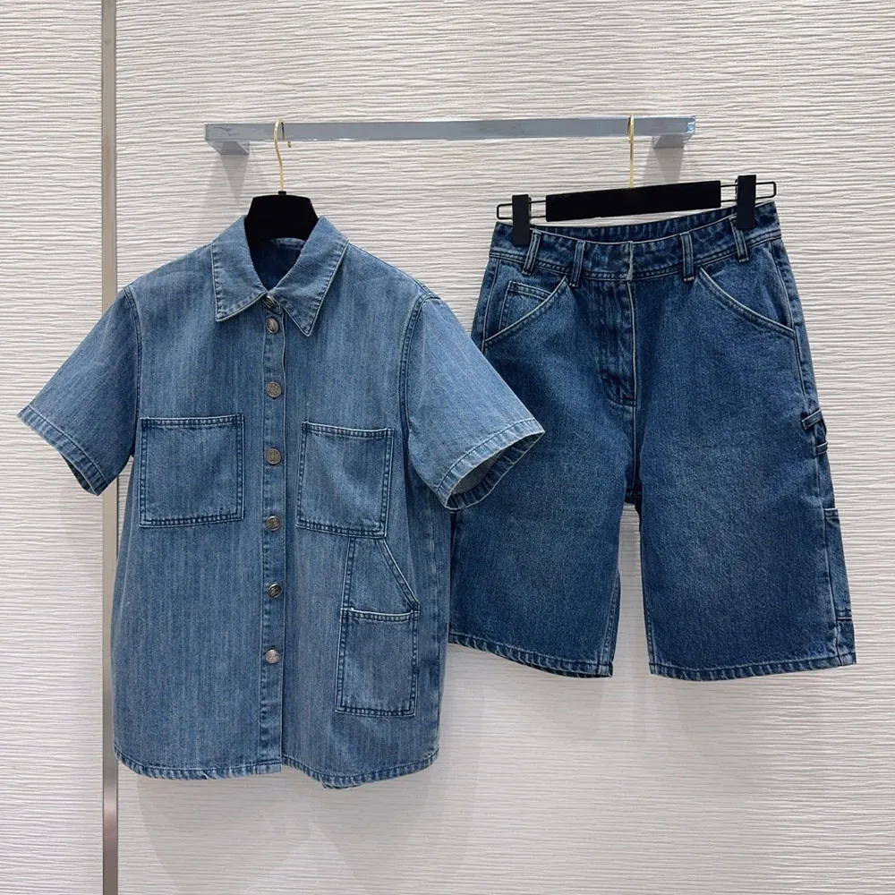 High-quality 2026 new women's summer short-sleeved shirt and shorts set, casual yet fashionable, with a simple style xy2642007
High-quality 2026 new women's summer short-sleeved shirt and shorts set, casual yet fashionable, with a simple style xy2642007
