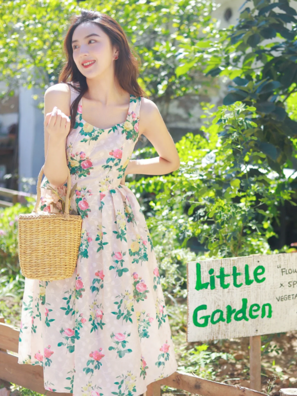 Romantic Countryside Style Square Collar Print Dress Vintage Slimming Sleeveless Gown Tea Break Women Summer A-Line Midi Dress
Romantic Countryside Style Square Collar Print Dress Vintage Slimming Sleeveless Gown Tea Break Women Summer A-Line Midi Dress