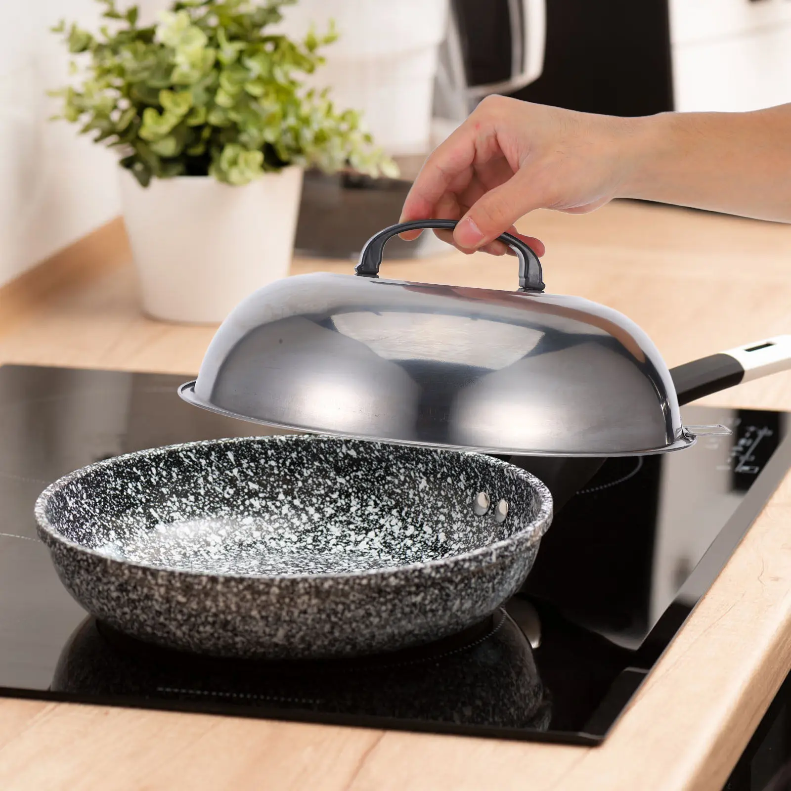 Stainless Steel Thickened Pot Cover Heavy Duty Cooking Lid Fits Most Pots Pans Woks Kitchen Gadget for Family Restaurant Use
Stainless Steel Thickened Pot Cover Heavy Duty Cooking Lid Fits Most Pots Pans Woks Kitchen Gadget for Family Restaurant Use