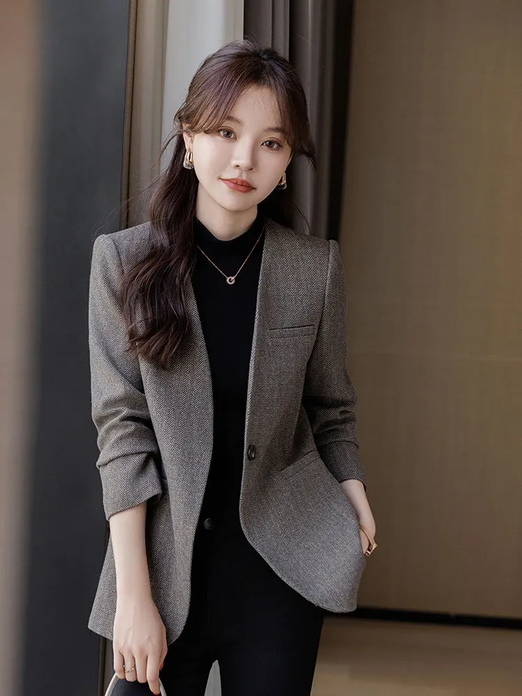 Women's High-Grade Gray Suit Jacket Spring and Autumn2024New Elegant Fried Street Small Slim Fit Small Tailored Suit Top
Women's High-Grade Gray Suit Jacket Spring and Autumn2024New Elegant Fried Street Small Slim Fit Small Tailored Suit Top