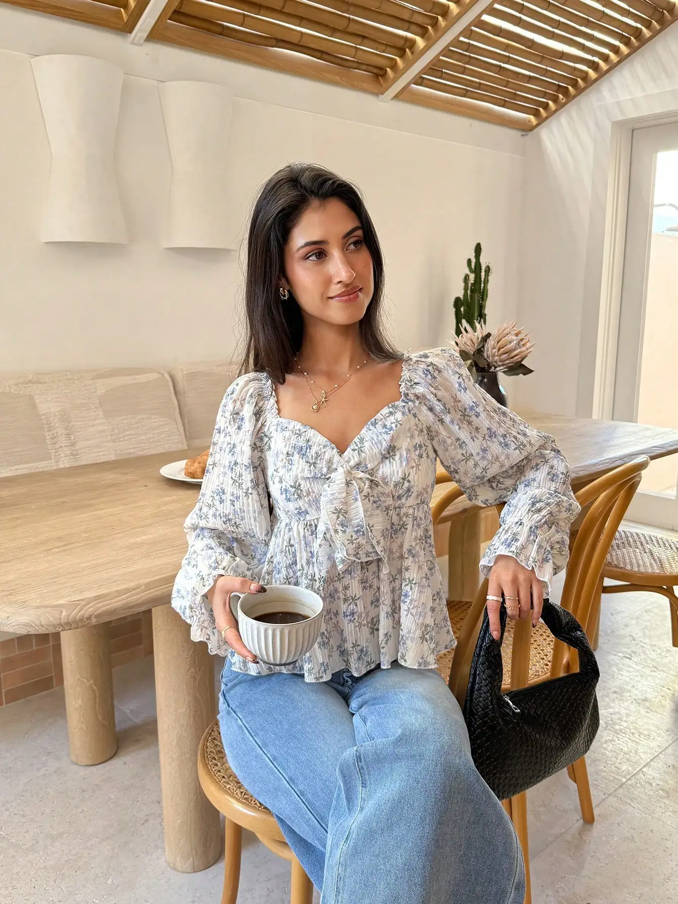 Ditsy Floral Tie Front Long Sleeve Blouse Women Casual Office Top
Ditsy Floral Tie Front Long Sleeve Blouse Women Casual Office Top