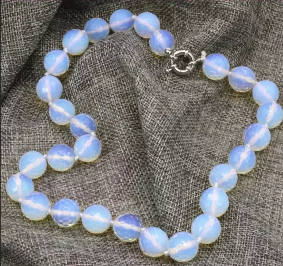 New Jewelry Necklace Handmade 10/12/14mm Natural white opal faceted round beads necklace
New Jewelry Necklace Handmade 10/12/14mm Natural white opal faceted round beads necklace