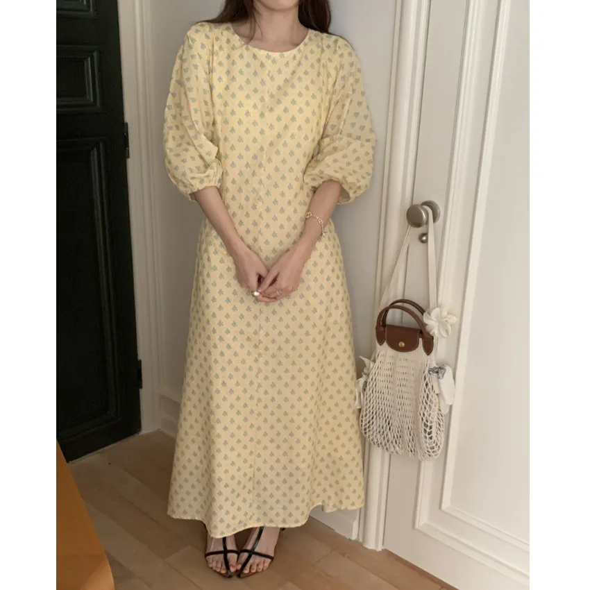 Retro Floral Tie Waist Dress Large Backless Design Korean Style Women's Clothing Spring Autumn Winter Seasonal Online Exclusive
Retro Floral Tie Waist Dress Large Backless Design Korean Style Women's Clothing Spring Autumn Winter Seasonal Online Exclusive