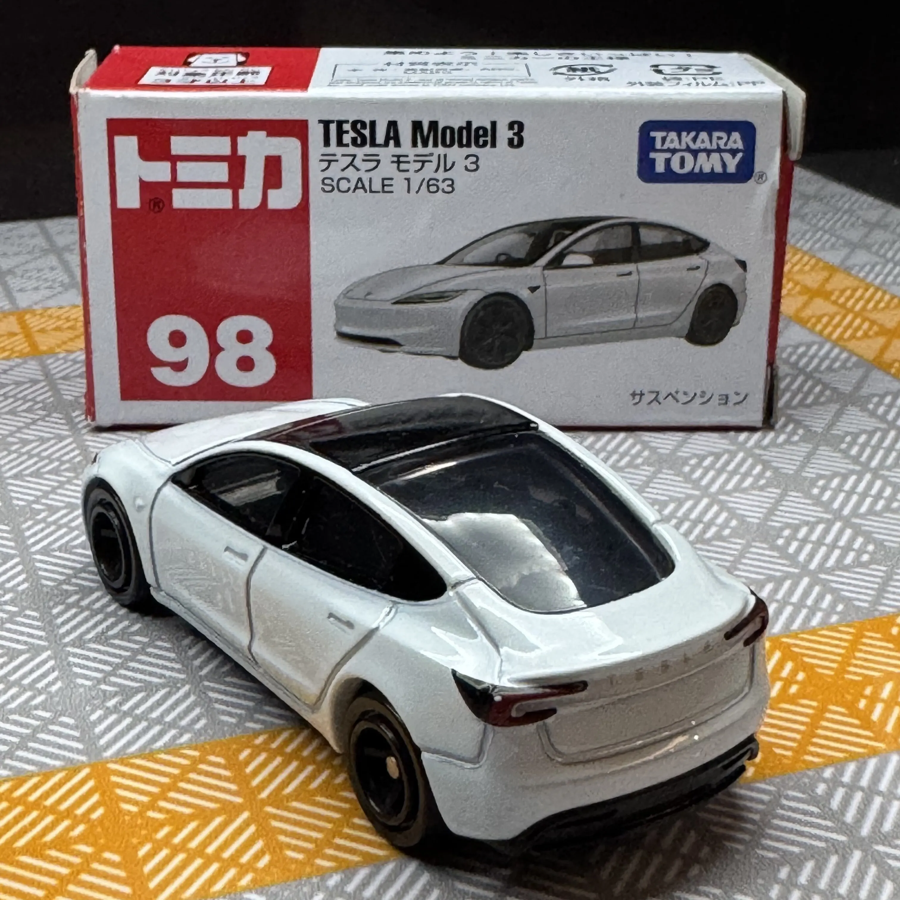 Original Takara Tomy No.98 Tesla Model 3 Boxed Alloy Diecast Model Electric Car Replica Birthday Gift for Kids Hobby Collectors
Original Takara Tomy No.98 Tesla Model 3 Boxed Alloy Diecast Model Electric Car Replica Birthday Gift for Kids Hobby Collectors