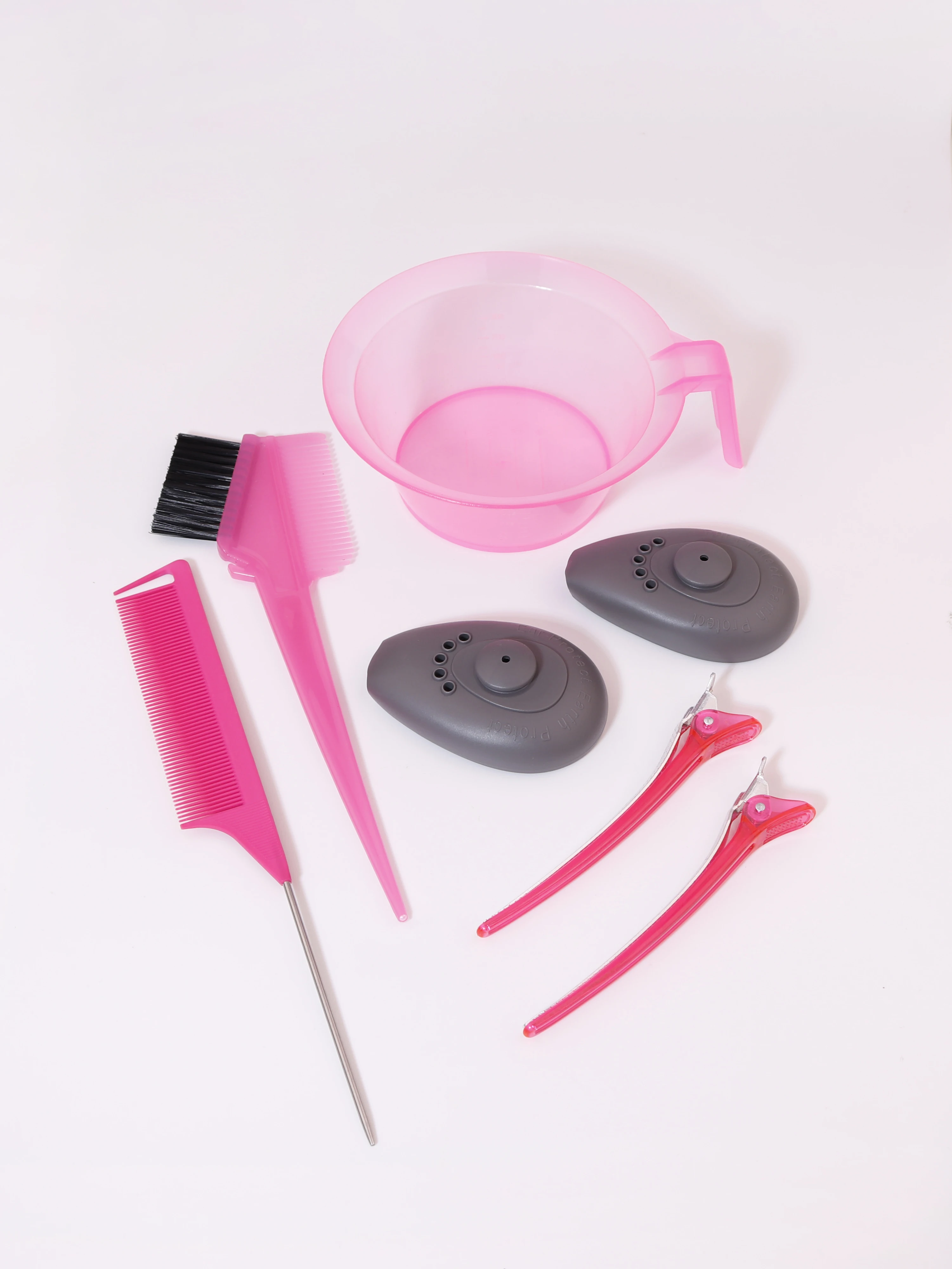 7pcs Hair dye set, pointed comb, hair brush, hair dye bowl, earmuffs, hair clips, suitable for DIY hair dyeing, beauty hair set
7pcs Hair dye set, pointed comb, hair brush, hair dye bowl, earmuffs, hair clips, suitable for DIY hair dyeing, beauty hair set