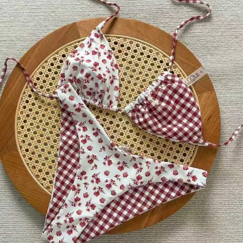 2026 New Women's Triangle Cup Printed Sexy Bikini Slim Fit Body-Shaping Fashion Patchwork Two-Piece Swimsuit Beach Party Outfits
2026 New Women's Triangle Cup Printed Sexy Bikini Slim Fit Body-Shaping Fashion Patchwork Two-Piece Swimsuit Beach Party Outfits