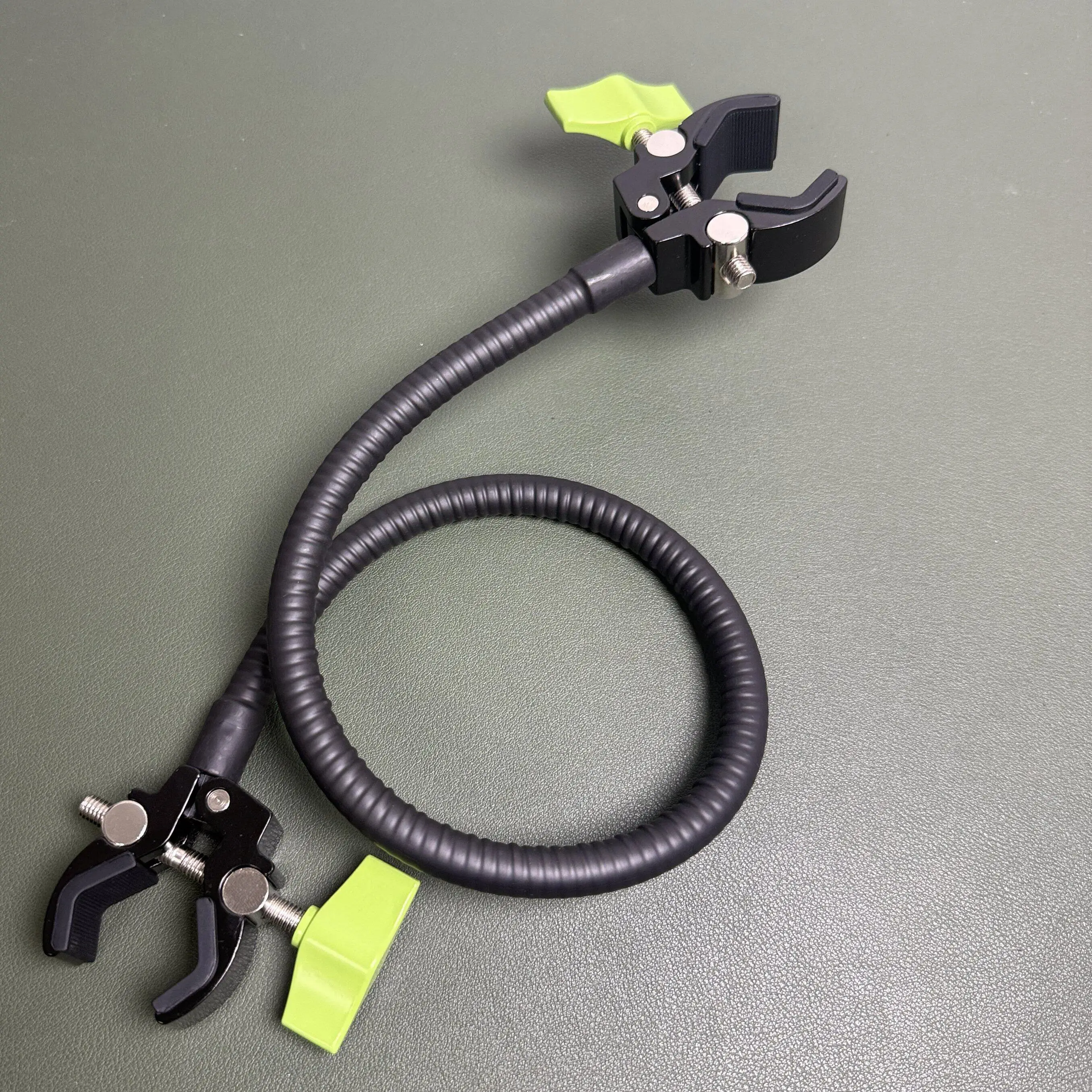 360 Degree Double-Ended round Tube Clamp Flexible Metal Stand for Microphone Camera Bicycle Handlebar Fishing Wheel Prop Holder
360 Degree Double-Ended round Tube Clamp Flexible Metal Stand for Microphone Camera Bicycle Handlebar Fishing Wheel Prop Holder