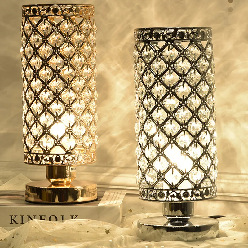 LED Modern Touch Bdroom Bedside Lamp Dimmable USB Charging Eye Protection Creative Design Luxury Crystal Table Lamp
LED Modern Touch Bdroom Bedside Lamp Dimmable USB Charging Eye Protection Creative Design Luxury Crystal Table Lamp