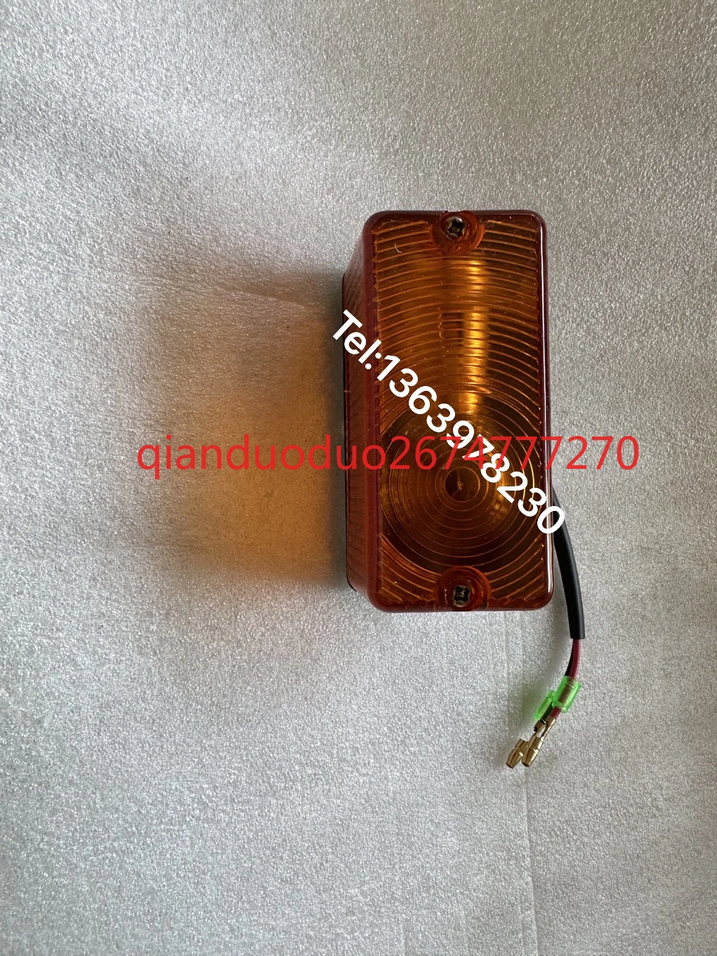 Suitable for Lizhiyou forklift front turn signal, headlight, spacing 80mm 48 volts, special for Lizhiyou 
Suitable for Lizhiyou forklift front turn signal, headlight, spacing 80mm 48 volts, special for Lizhiyou