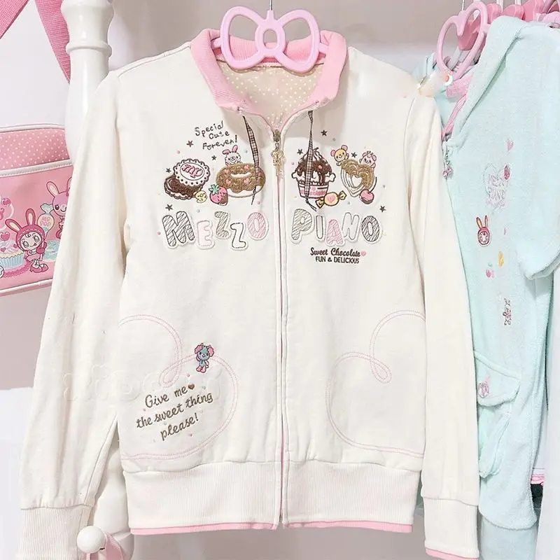 Осеннее японское пальто с длинными рукавами и буквенным принтом, женское милое кавайное пальто на молнии, свободный лоскутный кардиган, повседневная милая тонкая одежда
Осеннее японское пальто с длинными рукавами и буквенным принтом, женское милое кавайное пальто на молнии, свободный лоскутный кардиган, повседневная милая тонкая одежда