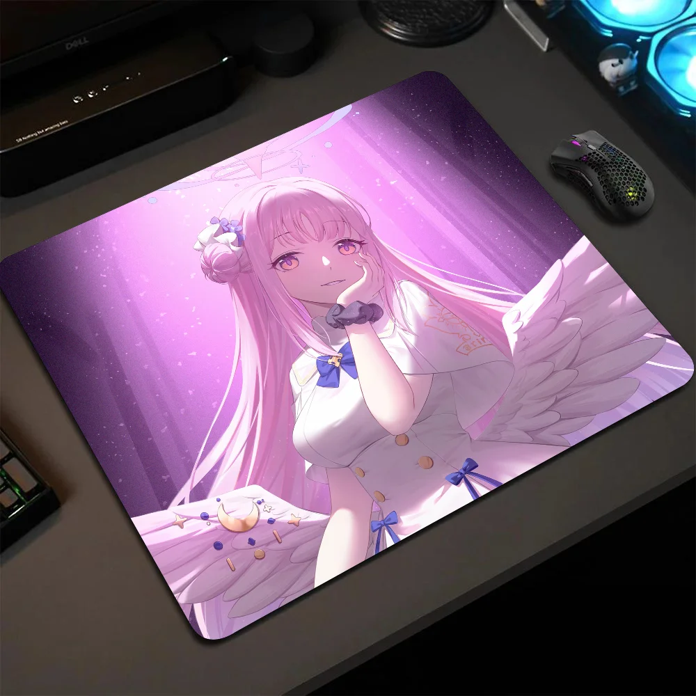 Коврик для мыши Misono Mika, маленький резиновый коврик для игрового компьютера, с голубым архивом, с нескользящим покрытием
Коврик для мыши Misono Mika, маленький резиновый коврик для игрового компьютера, с голубым архивом, с нескользящим покрытием