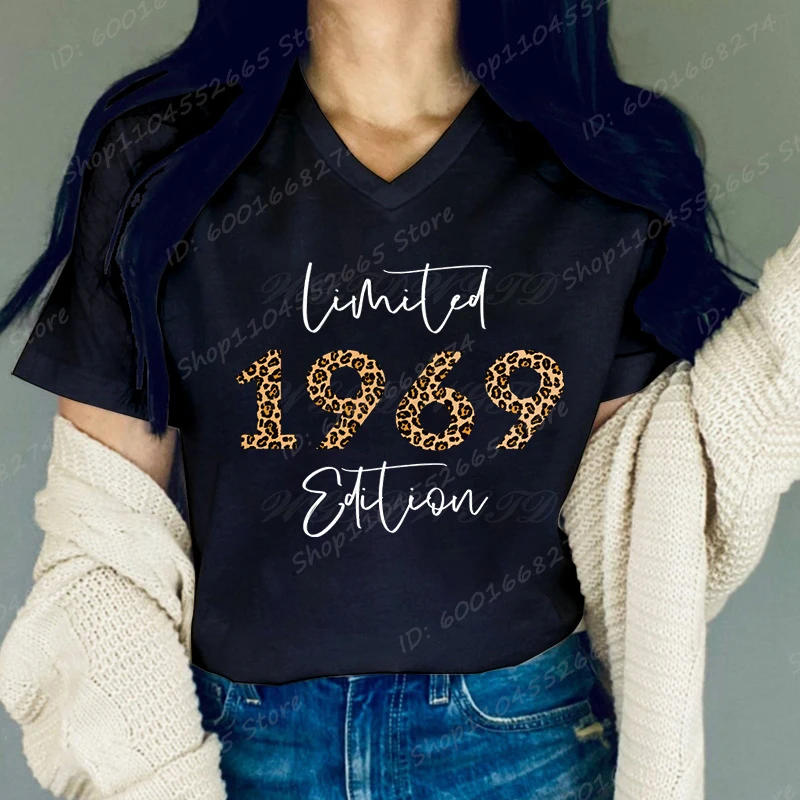 Birthday Gift Shirts Limited 1969 Edition Print T-shirt For Women Vintage 1960-1969 Print Retro Birthday Casual Tees V-Neck Tops
Birthday Gift Shirts Limited 1969 Edition Print T-shirt For Women Vintage 1960-1969 Print Retro Birthday Casual Tees V-Neck Tops