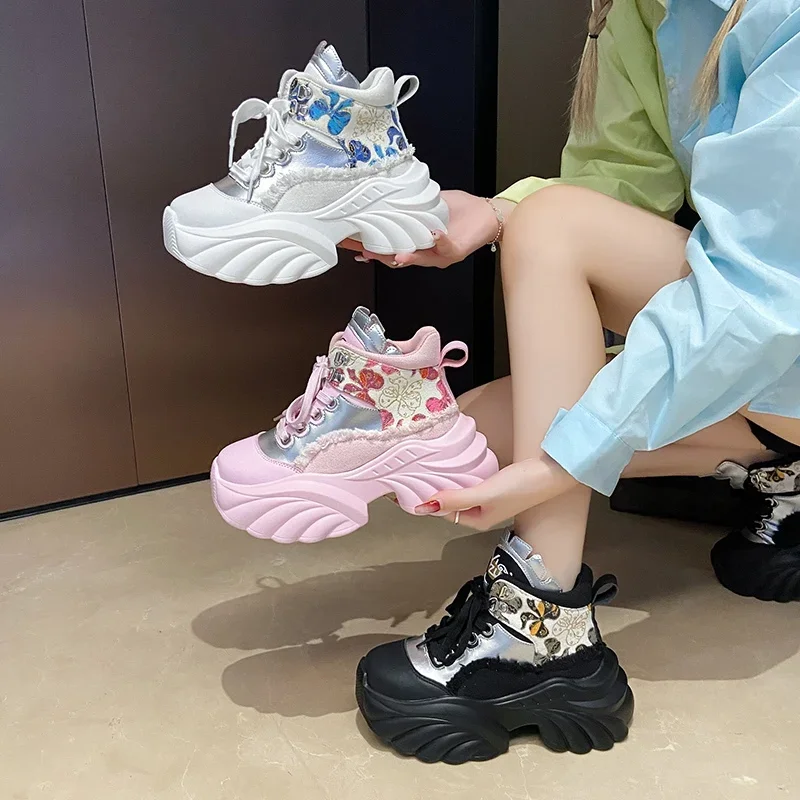 Women's Sneakers With Sparkles shoes Luxury Platform Woman Shoes Womens Trainers Rhinestone Fashion Heels Casual Woman Shoes
Women's Sneakers With Sparkles shoes Luxury Platform Woman Shoes Womens Trainers Rhinestone Fashion Heels Casual Woman Shoes