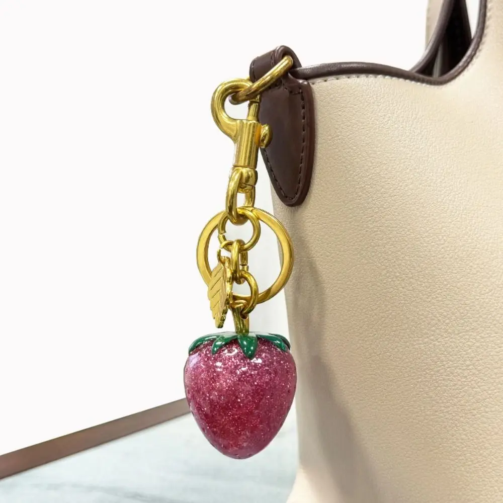 Cute Zinc Alloy Strawberry Bag Charm Keychain Accessory Decoration Strawberry Pendant Pink Crystal Exquisite Keychain Present
Cute Zinc Alloy Strawberry Bag Charm Keychain Accessory Decoration Strawberry Pendant Pink Crystal Exquisite Keychain Present